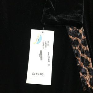 BENDIGO IMPRESSION ROBE NWT